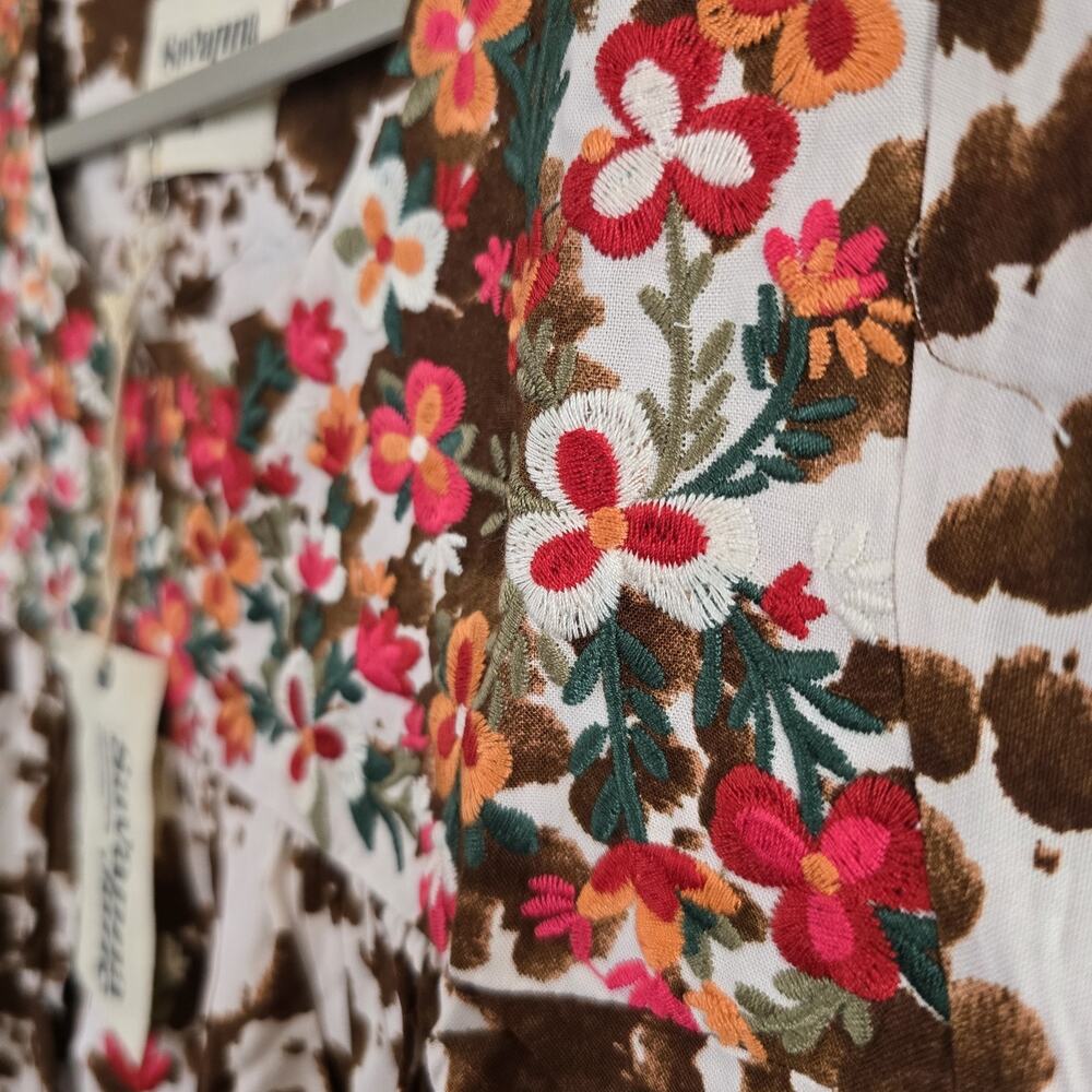 Savanna Jane White and Brown Floral Embroidered Peasant Blouse - Picture 6 of 12